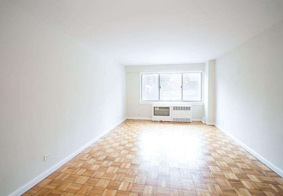 1st image of 360 E 65th St APT 9C