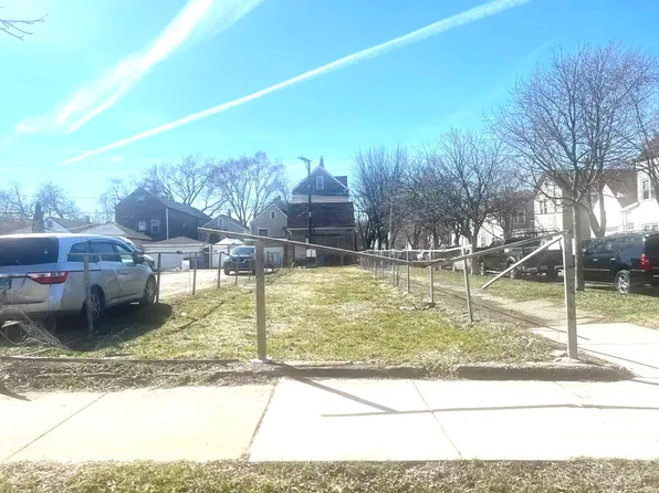 4800 S Throop St, Chicago, IL 60609