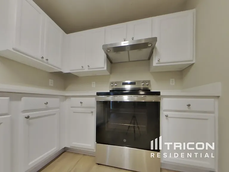 2640 Thunder Basin Way — Photo 6