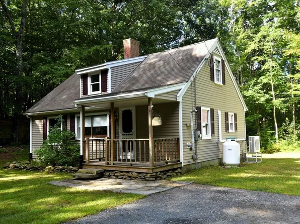 54 Spring Hill Rd, Barre, MA 01005