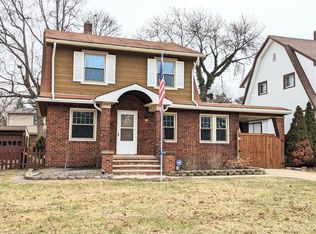 4545 Broadale Rd, Cleveland, OH 44109