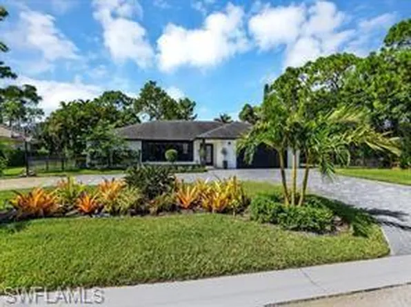 1902 Princess Ct, Naples, FL 34110