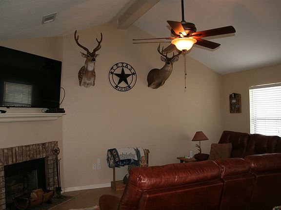 3rd image of 8055 Wheat Ln