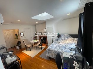254 Newbury St #3, Boston, MA 02116