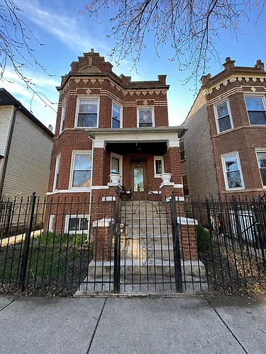 2424 N Lawndale Ave Photo 1