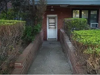 Sold by Advisors Realty Inc