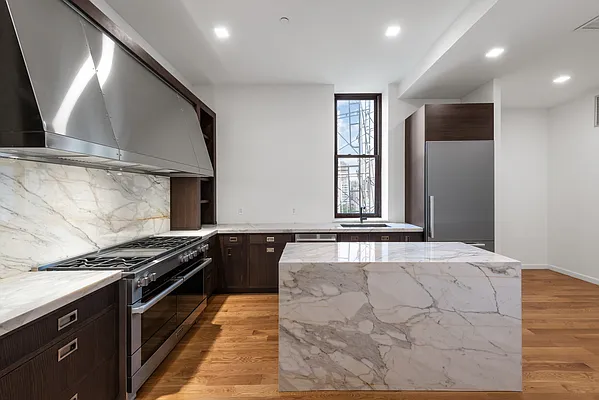 Rented by Compass | media 17