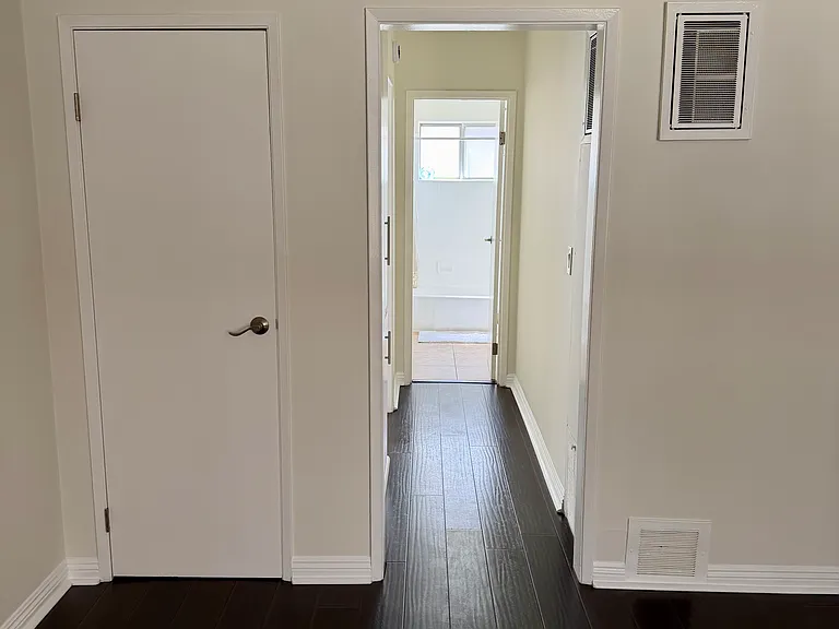 1814 N Serrano Ave #2 — Photo 13