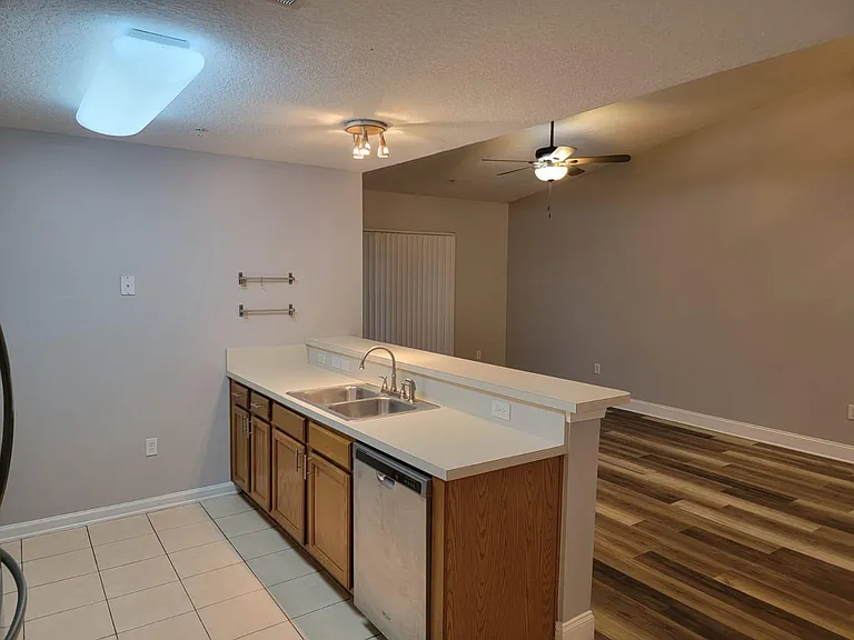 7920 Merrill Rd #811 — Photo 8