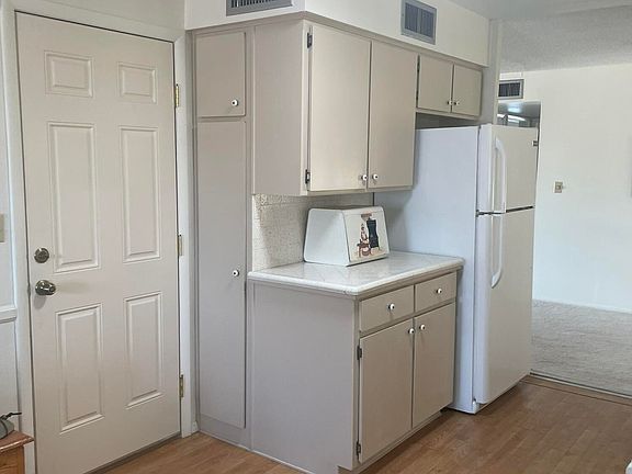 5th image of 6231 E Decatur St