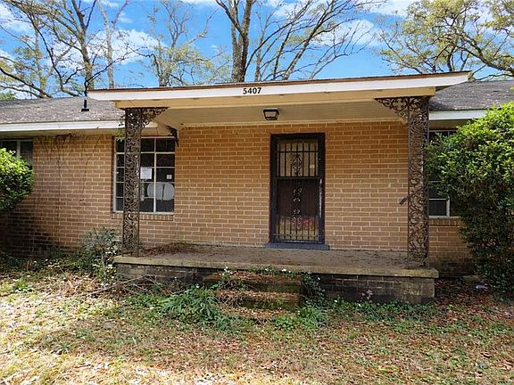 3rd image of 5407 Brunson Ln