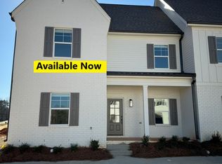 604 Cottage Cv, Oxford, MS 38655