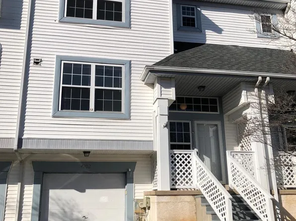 4202 Quaker Ct, North Wales, PA 19454