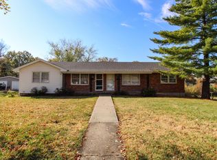 2710 Braemore Rd #B, Columbia, MO 65203