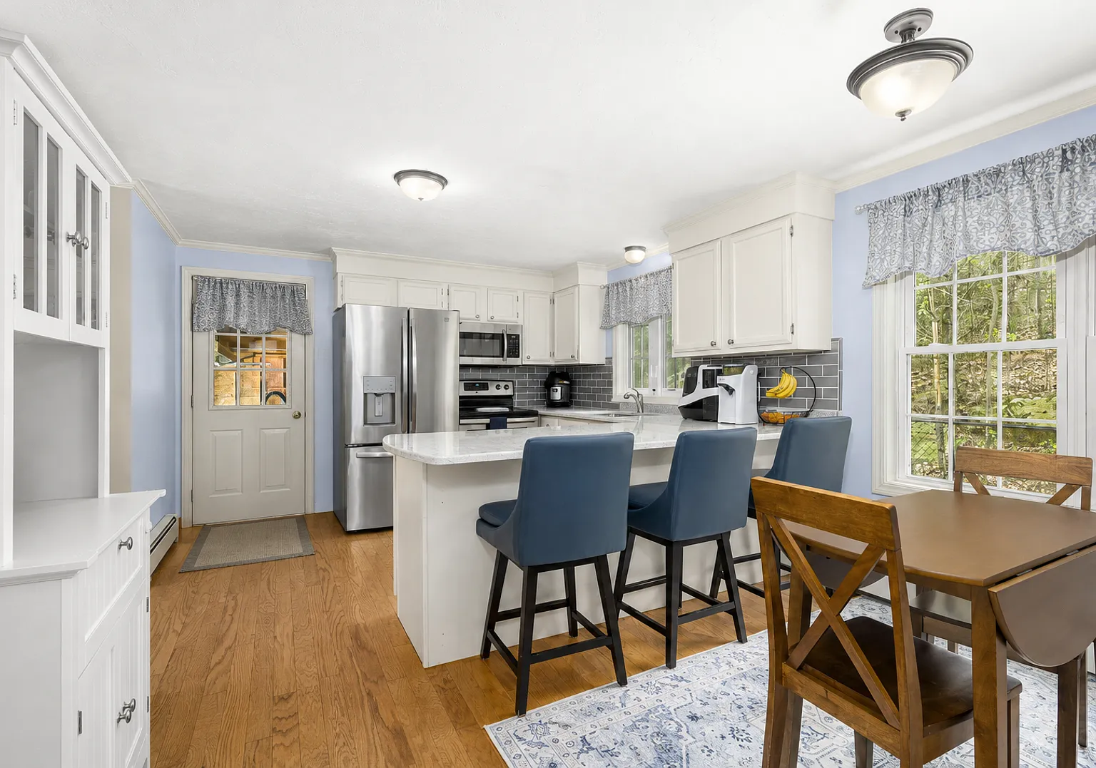 Beautiful Single Family at 42 Clarke Road Fiskdale, MA for Rent! — Photo 2