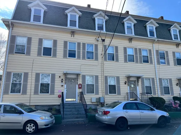 10 Centennial Pl #2, Framingham, MA 01701