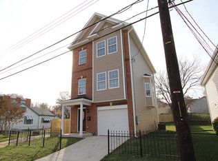 5323 D St SE, Washington, DC 20019