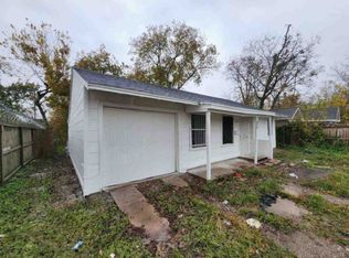 5401 Doolittle Blvd, Houston, TX 77033