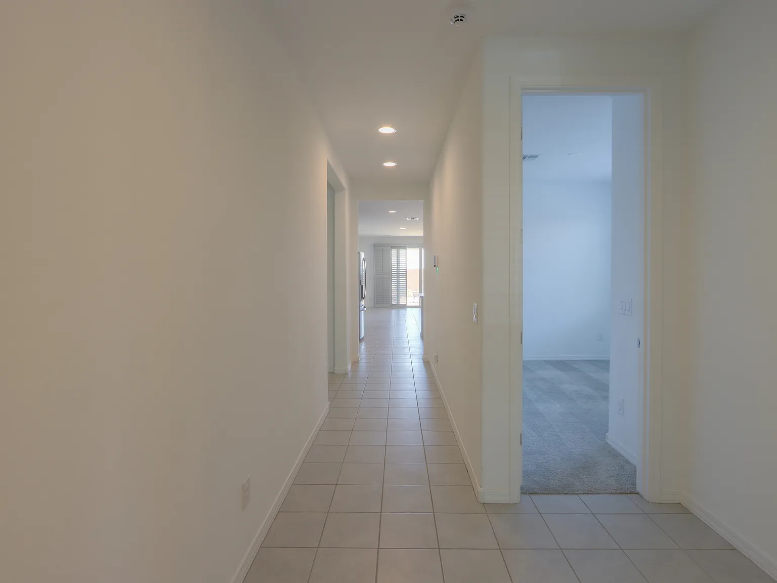 3 bed, 1590 sqft, $1,800 — Photo 3