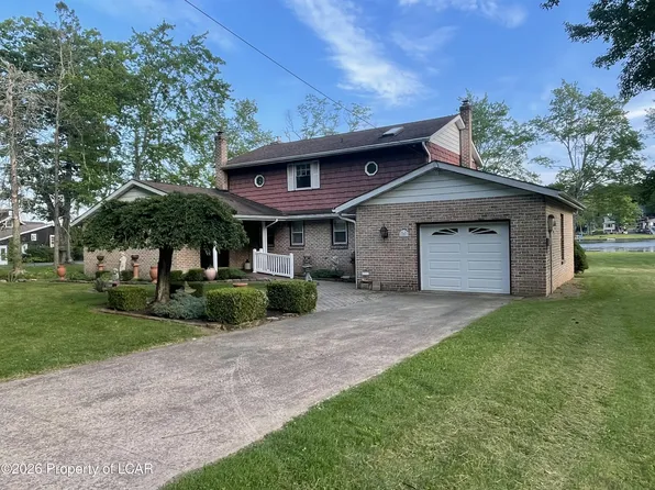 1551 Lakeview Dr, White Haven, PA 18661