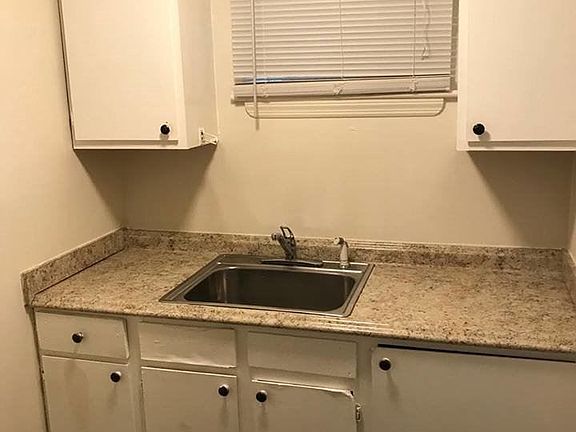 2nd image of 1029 W Washington St APT 19