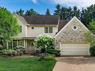 2757 Wickliffe Rd, Columbus, OH 43221