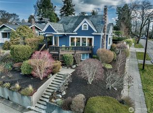 6502 34th Ave NW, Seattle, WA 98117