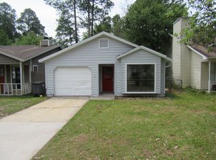 17 Kelly Way, Valparaiso, FL 32580