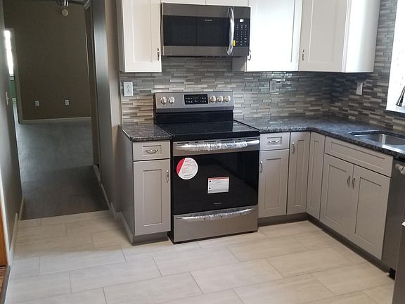 View 1, Kitchen