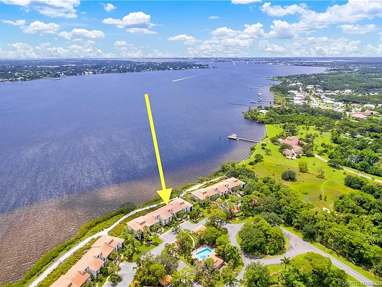 2560 NW Seagrass Dr #6B — Photo 3