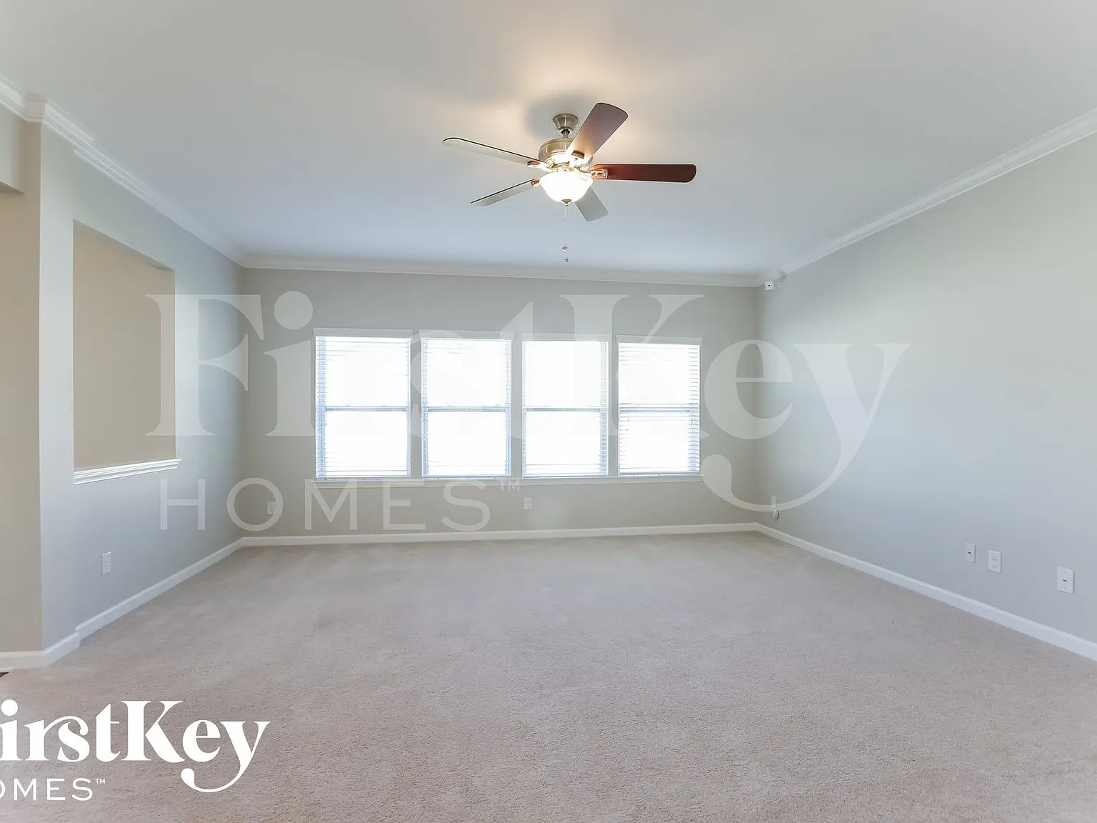 4 bed, 2.5 bath, 3139 sqft, $2,620 — Photo 2