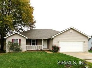 733 Riviera Cir, Edwardsville, IL 62025