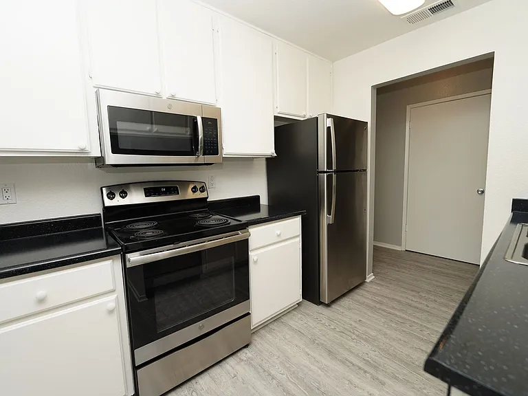 Quail Vista Apartments — Photo 12