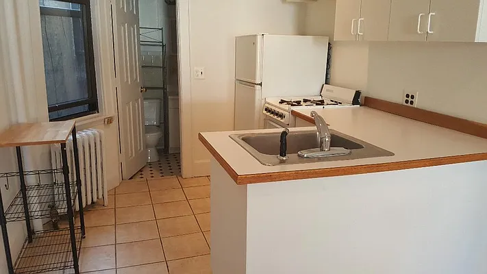 Rented by Susan J. Conaway, LREB | media 9