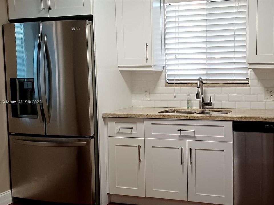 1st image of 16551 Blatt Blvd APT 201