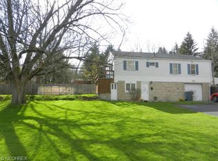 439 10th St, Struthers, OH 44471