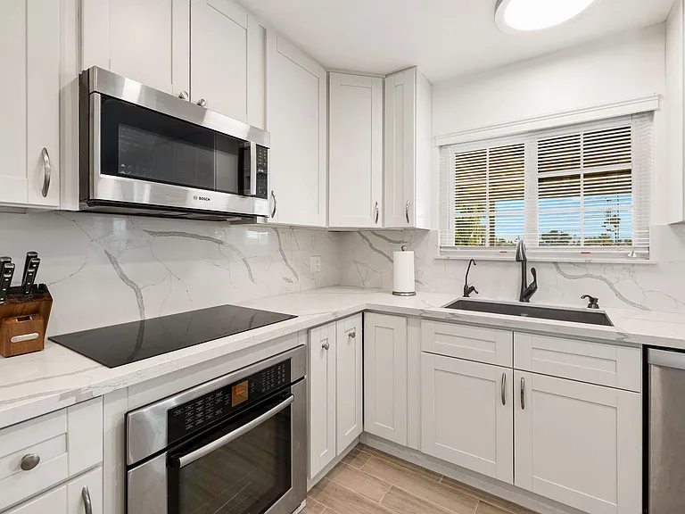 42600 Wisconsin Ave — Photo 5