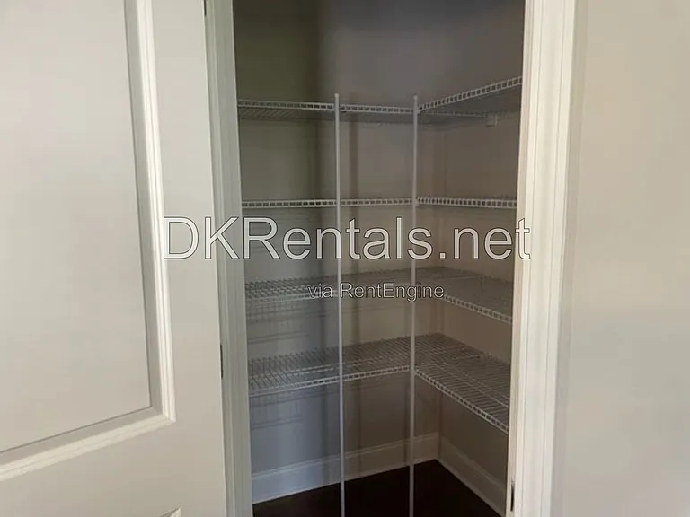 582 Warrenton Run Dr — Photo 13