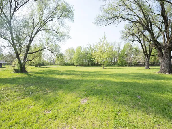 214 Collins Ave, Moberly, MO 65270