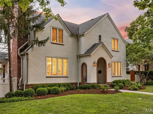 8130 Westmoreland Ave, Saint Louis, MO 63105