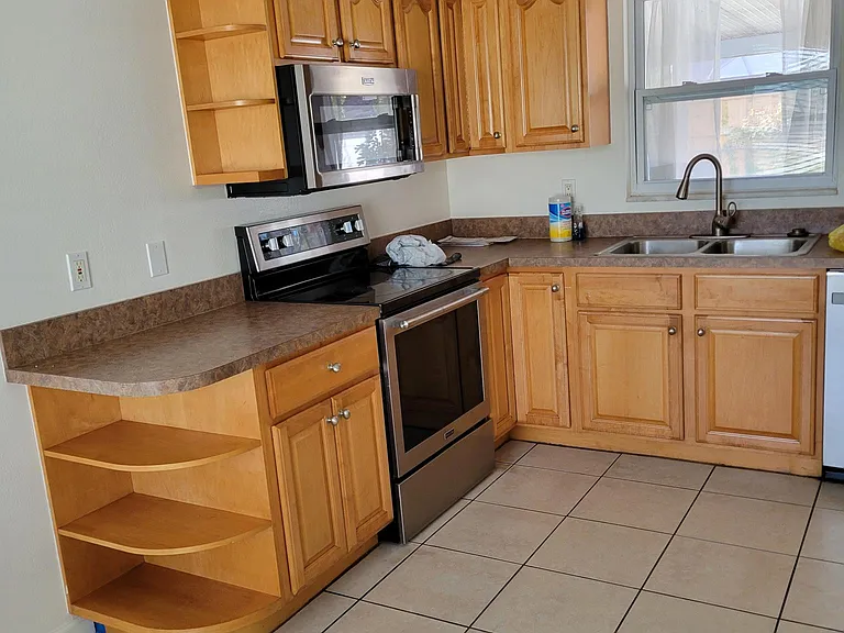 4020 Condor Ln — Photo 3
