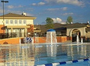 1252 Countryside Ln, South Elgin, IL 60177