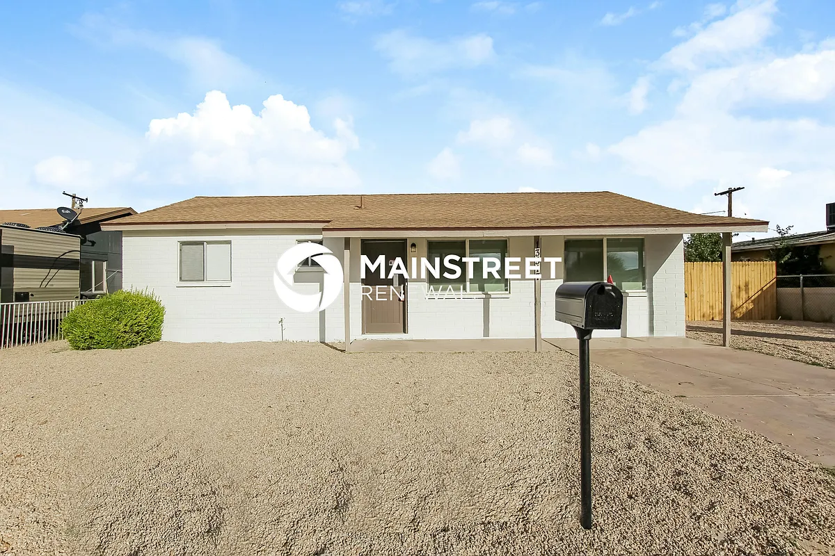 Front View - 13517 N Luna St