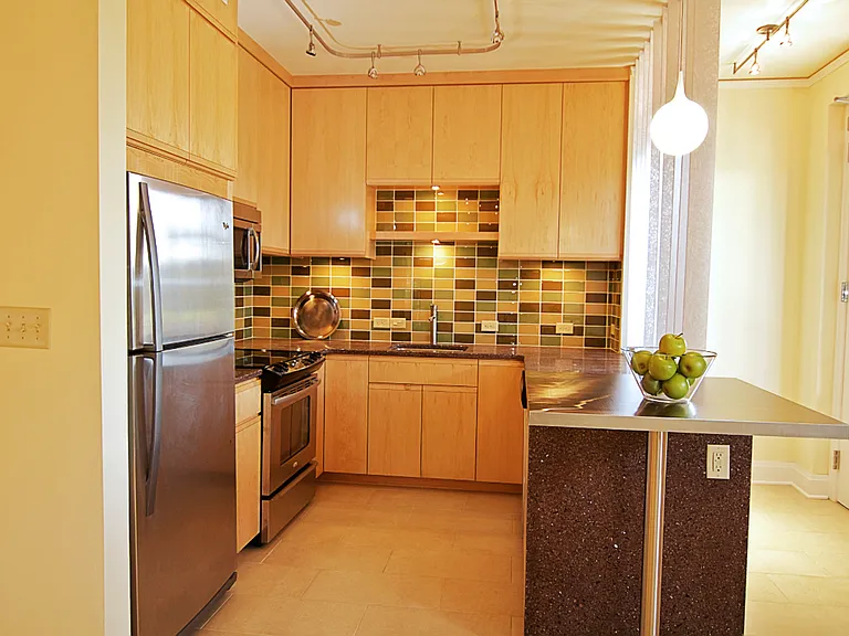 230 NW 10th St #1018-N — Photo 5