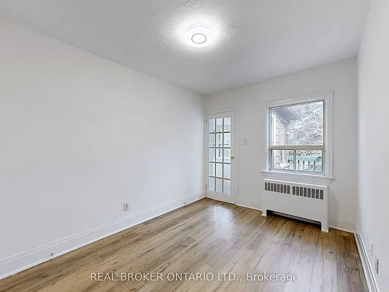 451 Donlands Ave #UPPER — Photo 9