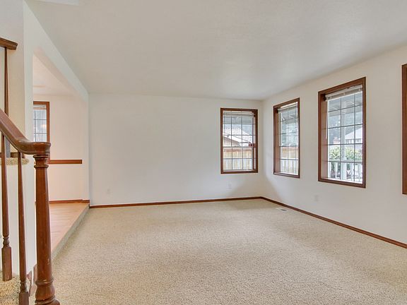 4th image of 9004 165th St E