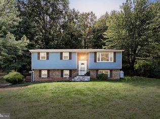 445 Maple Grove Rd, Hanover, PA 17331