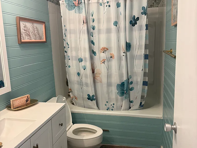 218 Lakeside Villa — Photo 6