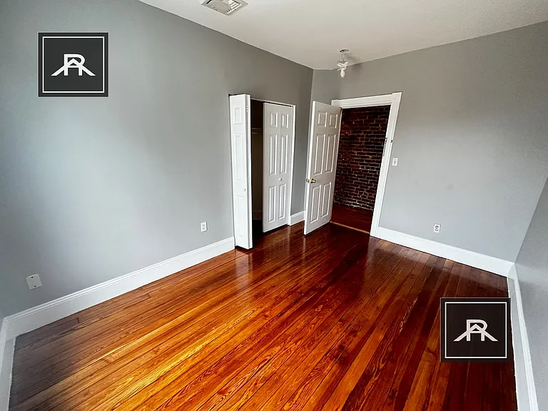 35 Adamson St #3 — Photo 8