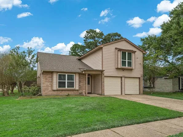 7203 Blanco Pines Drive, Humble, TX 77346